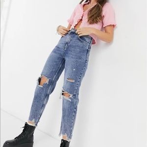 Ripped bershka mom jeans
